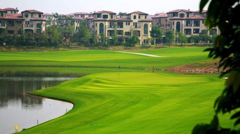 庆隆南山高尔夫.jpg